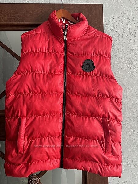 Moncler шикарна жилетка
