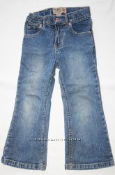 Джинсы для деток от 2 до 7 лет.