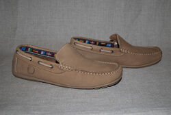 Легкі та зручні мокасини