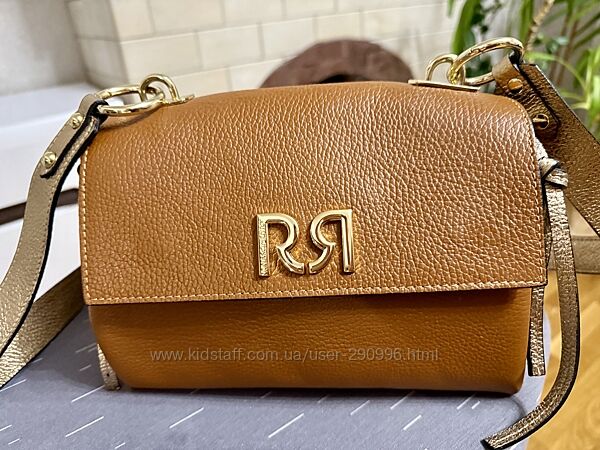 Сумка, Італія