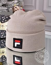 Яскрава шапка біні / бежева