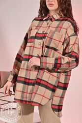 Тепла байкова сорочка в клітинку / бежева