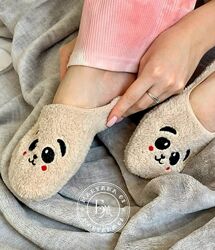 Теплі тапочки-шкарпетки смайл / бежеві