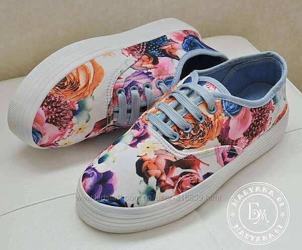 Яскраві жіночі кеди, сліпони