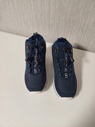 Нові демісезонні черевички Reserved, 30рр.