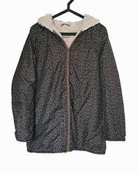 Тепла дивовижна куртка на тонкому сінтепоні