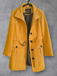 Тепле якісне пальто від датського бренду