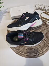 Ellesse модні кросівки р 39 25 см