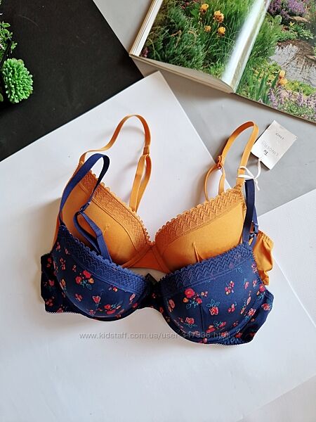 Відмінні бюсти від tu р 80 б сток