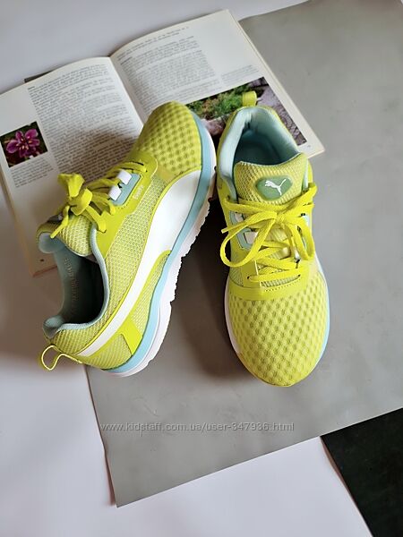 Puma pulse flex тренувальні кросівки р 38.5 25 см 