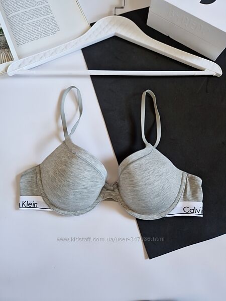 Calvin Klein фірмовий бюст р 80 б Оригінал