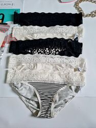 M&S трусики бікіні з мереживом. Набір р 38 м- л