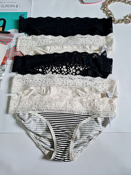 M&S трусики бікіні з мереживом. Набір р 38 м- л