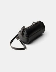 Циліндрична сумка через плече Bershka