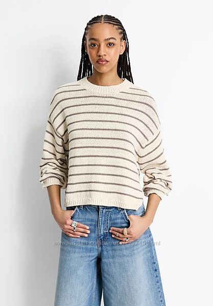 Бежевий джемпер оверсайз в смужку Pull&Bear -  S, M