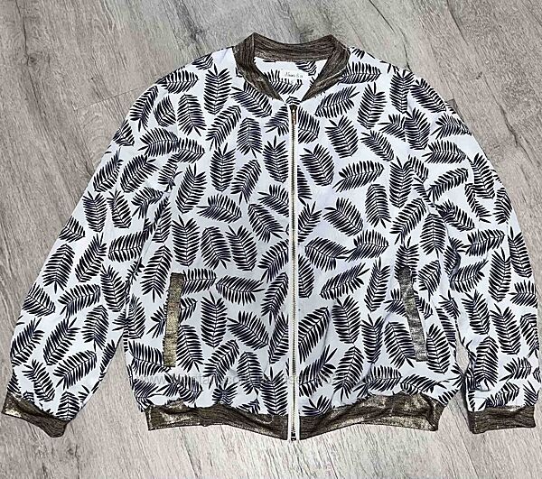 Вітровка  розмір S бомбер