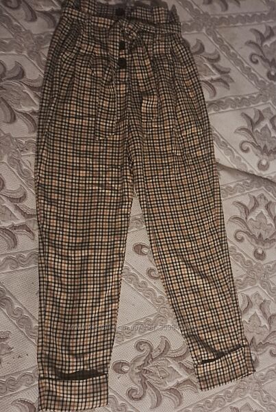 Легкие брюки высока посадка, Bershka, р. М