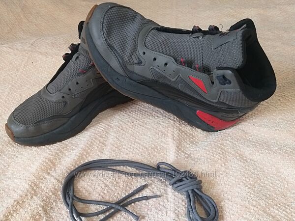 Ботинкии PUMA р UK 9, US 10