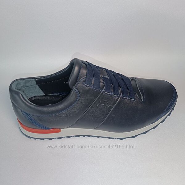 Шкіряні сині кросівки на зручній резинці та легкій підошві