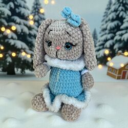 Мяка іграшка Зайчик у блакитній сукні