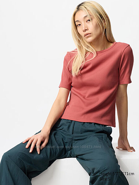 Футболка Uniqlo в рубчик