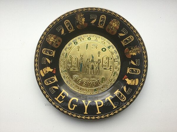 Красивые тарелки и магниты Египет