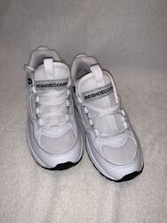 Білі шкіряні кросівки, розмір 35
