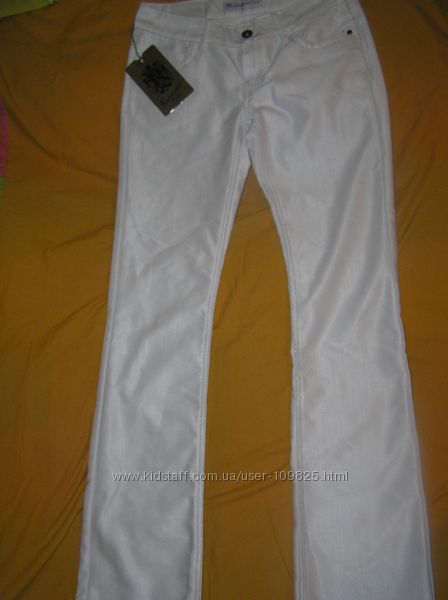Красивейшие белые штанишки р 28-29