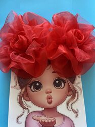 Червоні  банти