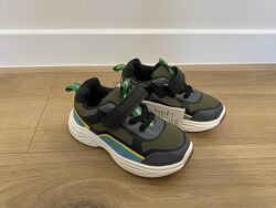 Кросівки нові Reserved 22/23 р 14,5-15 см