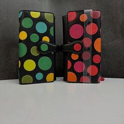 Шкіряний жіночий гаманець в яскравий горох Visconti c RFID