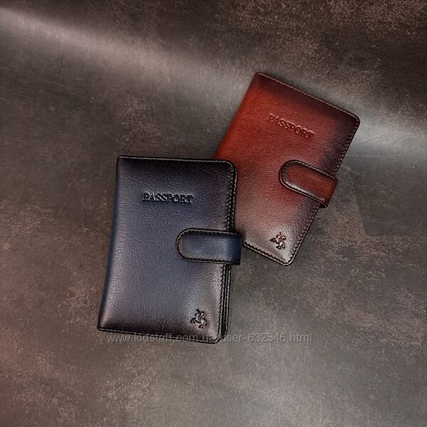 Шкіряна обкладинка для паспорта з відділеннями під картки Visconti