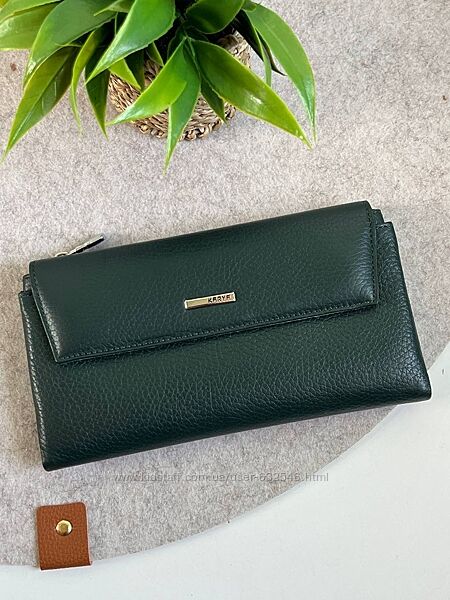 Гаманець купюрник жіночий натуральна шкіра на магнітах KARYA