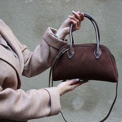 Маленькі елегантні жіночі сумочки з натуральної замші