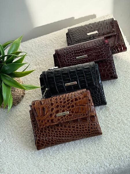 Жіночий гаманець KARYA з натуральної шкіри під кроко