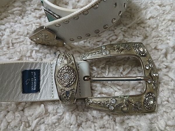 Стильный фирменный кожаный ремень белый Металлическая пряжка, камни