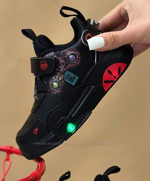 Світлові кросівки на хлопчиків р. 26-31