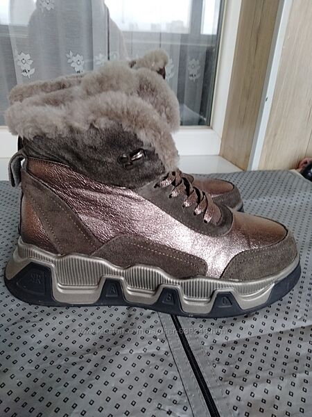 Зимові ботінки черевики 25см