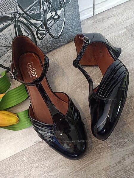 Закриті лаковані туфлі, босоніжки Hotter, натур. шкіра, р. 39 ст.25см.