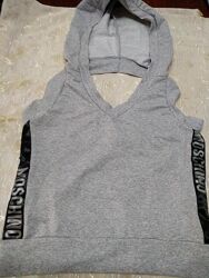 Жилет, топ летний с капюшоном, с открытой спиной, р.42-44