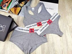 Комплект спортивного нижнего белья Calvin Klein 3 в 1 топ стринги шорты