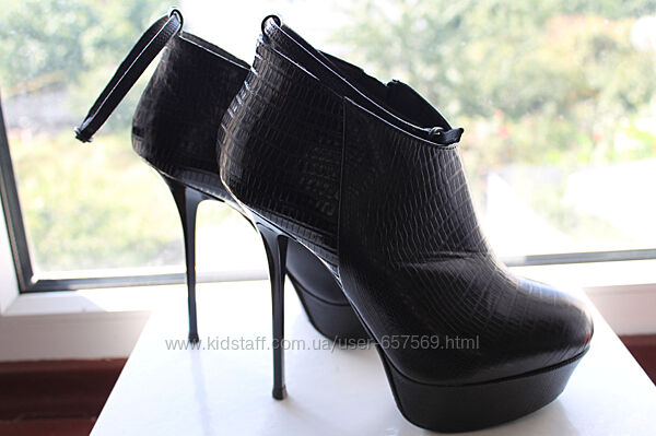 Кожаные ботильоны BH, Италия, p.35,5-36