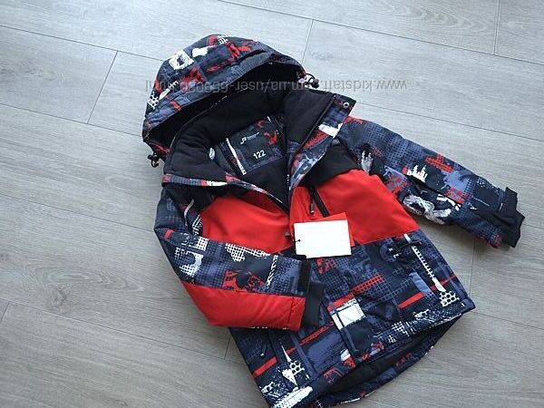 Зимова термокуртка 122-розмір