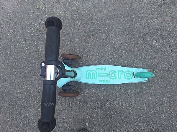 Самокат Micro Mini Deluxe