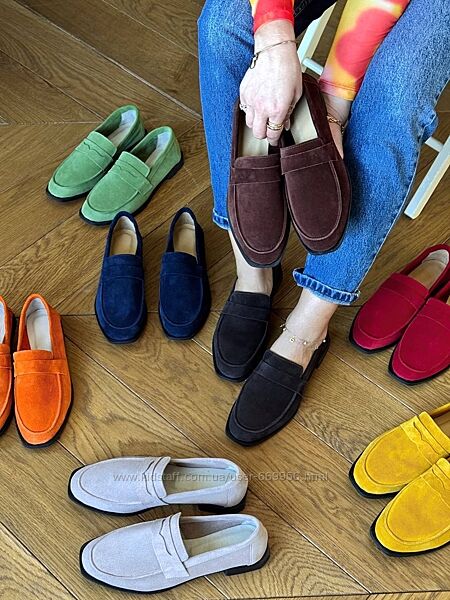 Яскраві, зручні та стильні туфлі-лофери