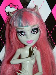 Monster High Рошель базовая Rochelle Goyle Монстер хай нюд