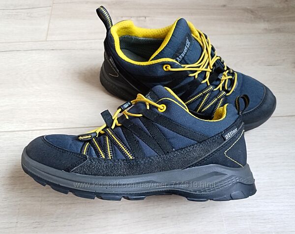 Трекінгові демісезонні кросівки унісекс р 39 Landrover мембрана водонепрони