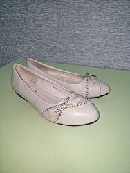 Туфлі - балетки жіночі беж р.36
