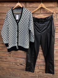 #10: є у чорному кольорі