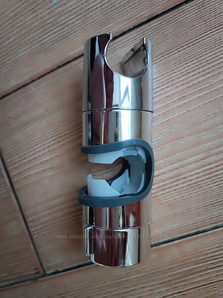 тримач для душу новий